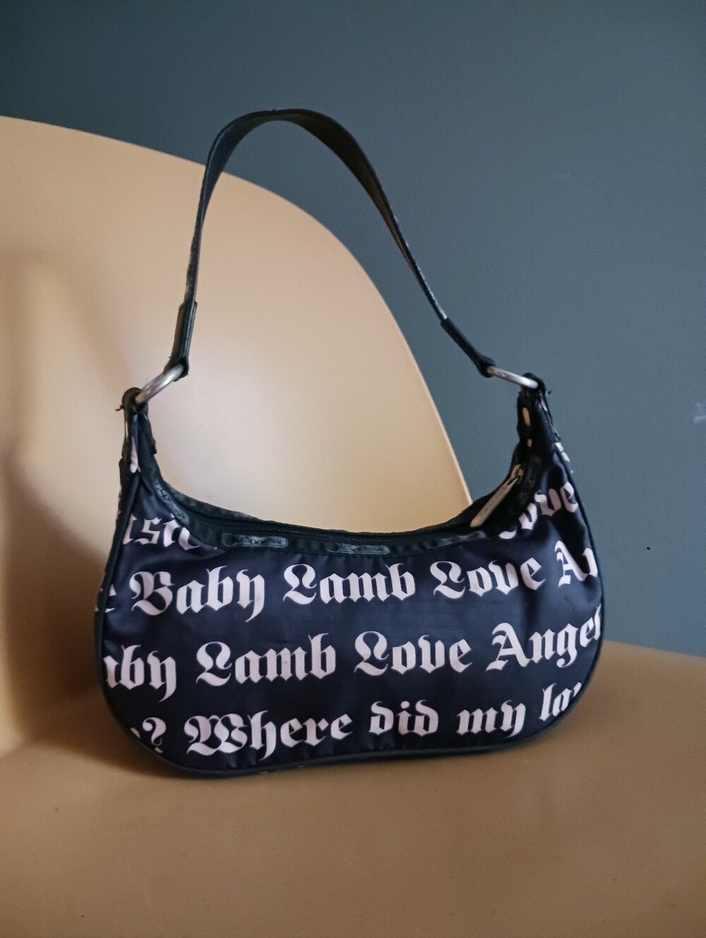 L.A.M.B Gven Stefani x LeSportsac Vintage Shoulder Bag+ Free Gift